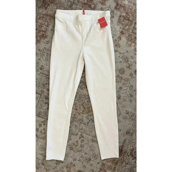 SPANX Pants - Spanx Ankle Jean-ish Pull-On Leggings White Womens Size M NWT